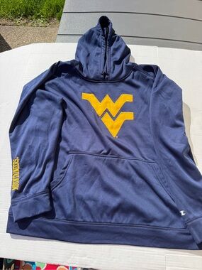 WVU Men’s 2XL Pre-owned hoodie.